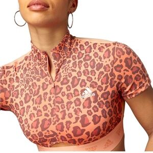 Hyperglam Crop zip tee Adidas cheetah 1